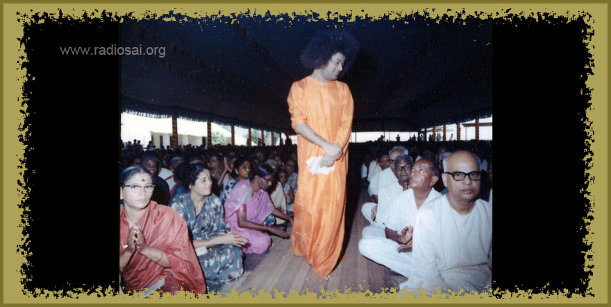 sathya sai baba giving darshan shivaratri dai janet bock article radiosai